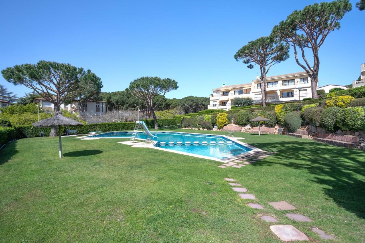 Bonita Casa Adosada Con Jardin Privado Y Piscina Comunitaria Calella De Palafrugell Eksteriør billede