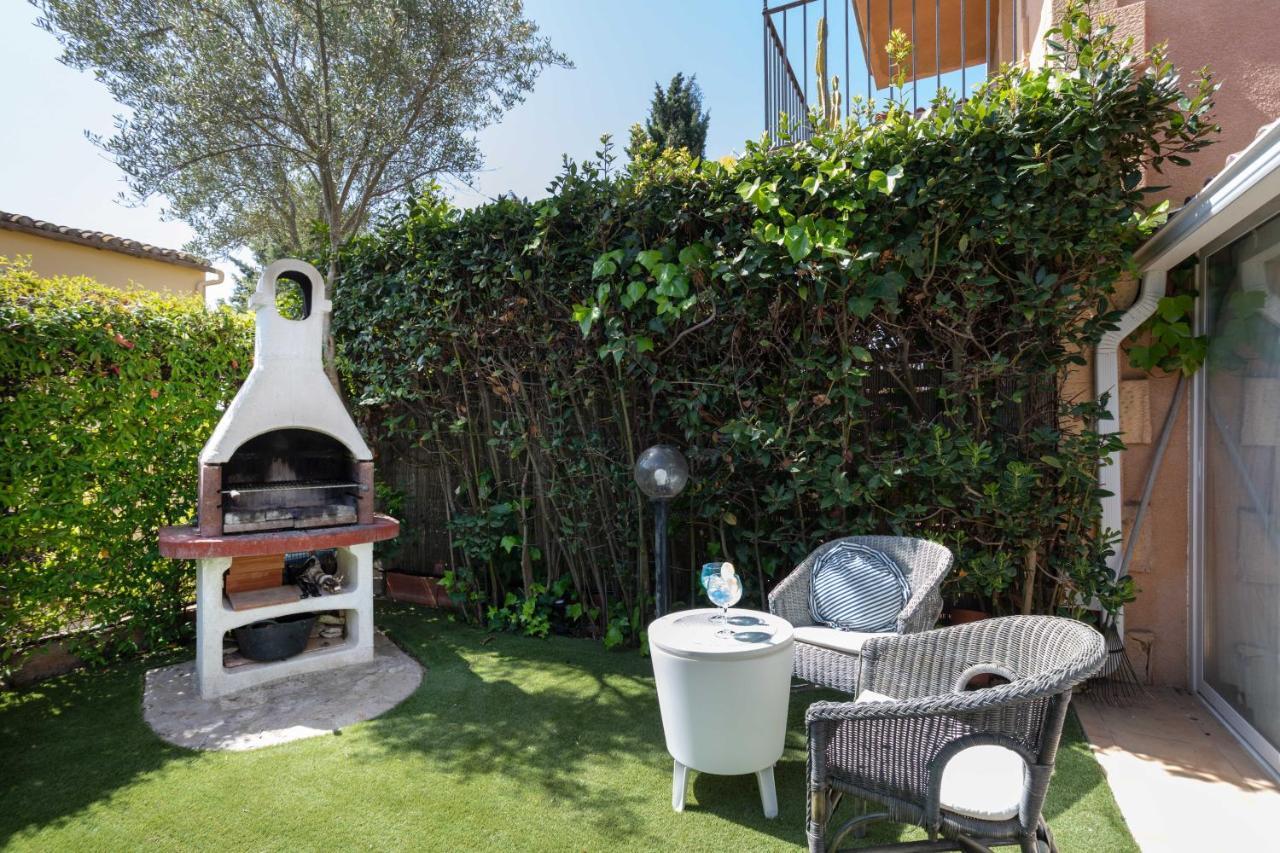 Bonita Casa Adosada Con Jardin Privado Y Piscina Comunitaria Calella De Palafrugell Eksteriør billede