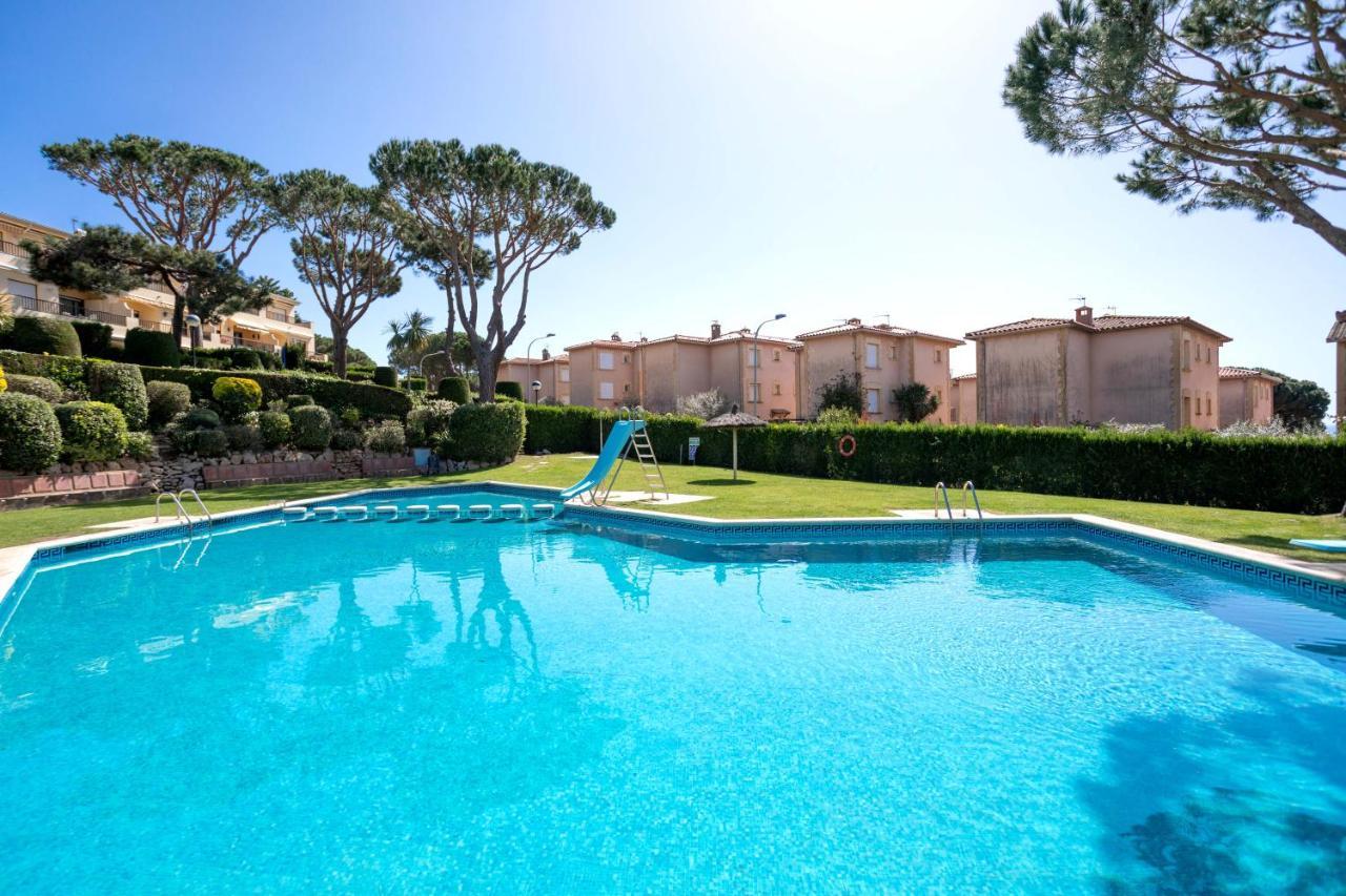 Bonita Casa Adosada Con Jardin Privado Y Piscina Comunitaria Calella De Palafrugell Eksteriør billede